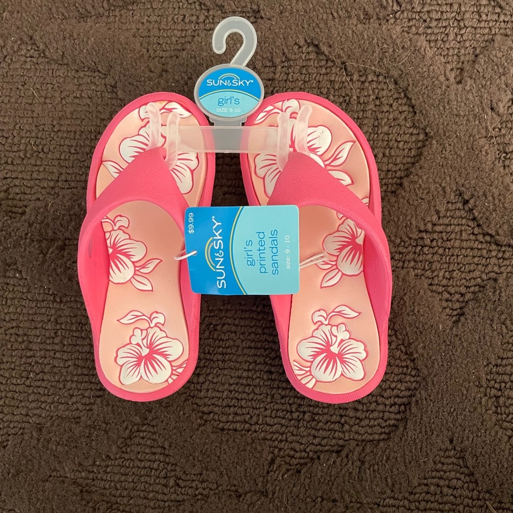 NWT🔖Cute🥰Pink Hibiscus🌺Kid👧Sandals Size 9-10